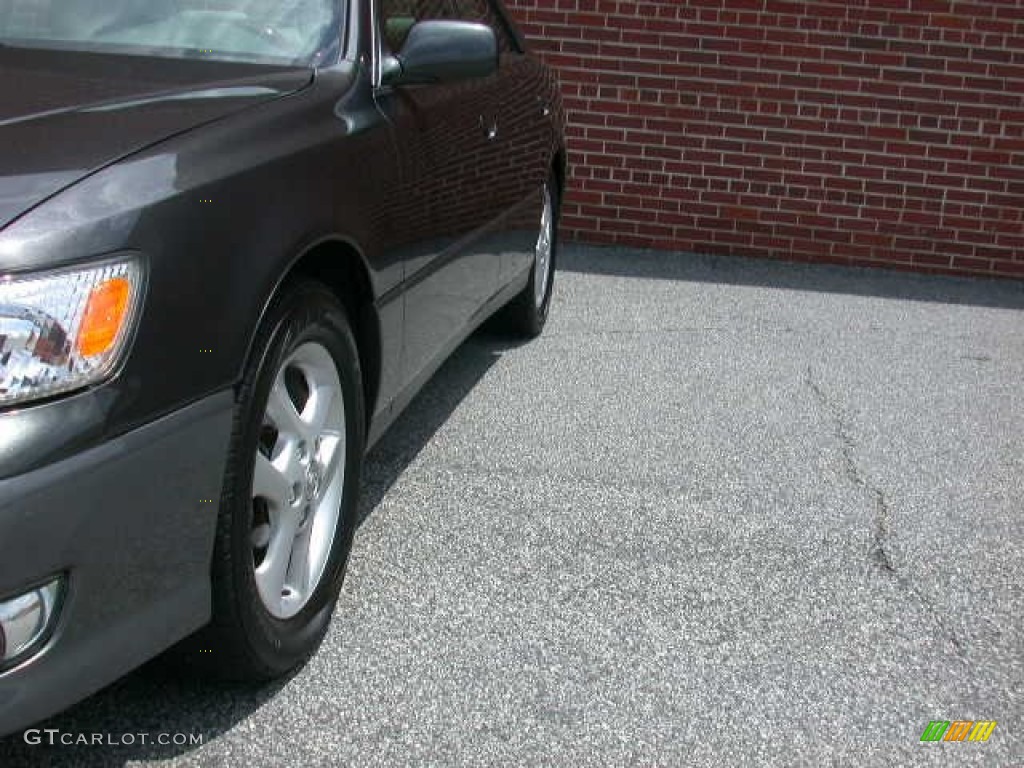 2001 ES 300 - Graphite Gray Metallic / Gray photo #12