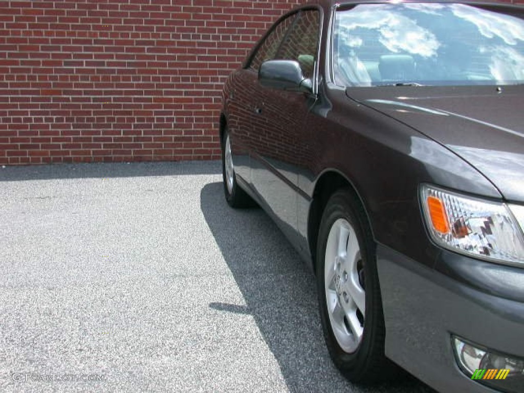 2001 ES 300 - Graphite Gray Metallic / Gray photo #13
