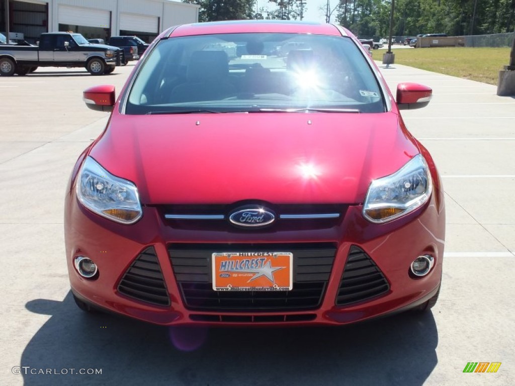 2012 Focus SEL 5-Door - Red Candy Metallic / Stone photo #11