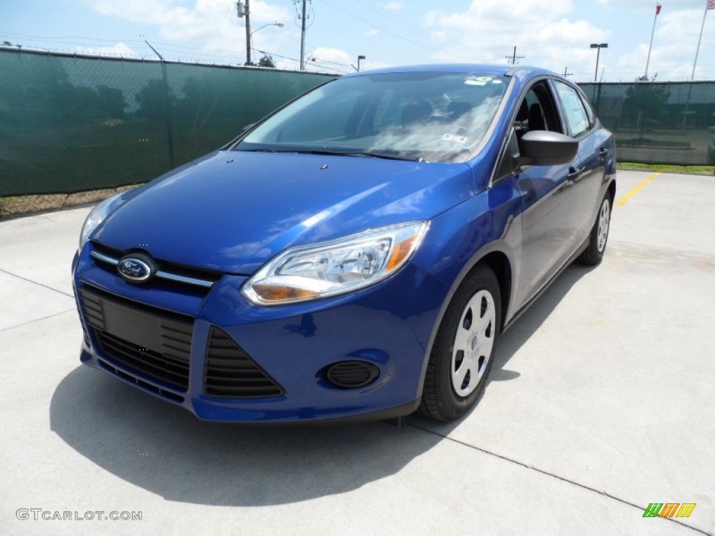2012 Focus S Sedan - Sonic Blue Metallic / Charcoal Black photo #7