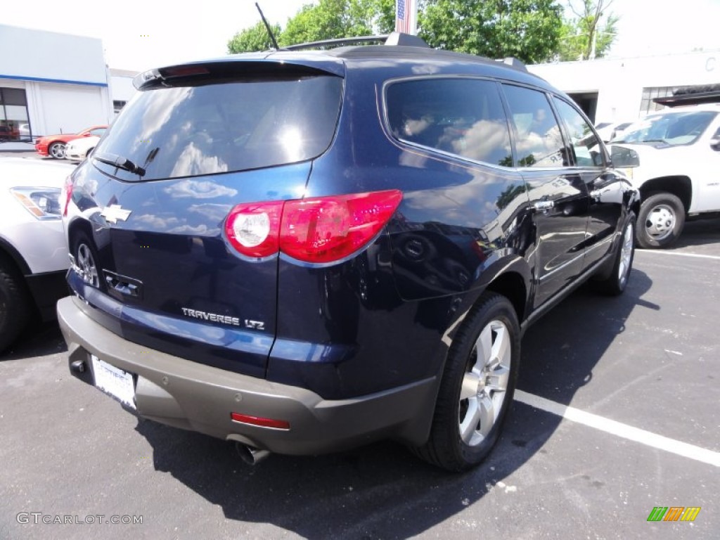 2009 Traverse LTZ AWD - Dark Blue Metallic / Cashmere/Ebony photo #9