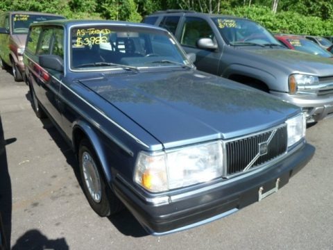 1987 Volvo 240 DL Wagon Data, Info and Specs