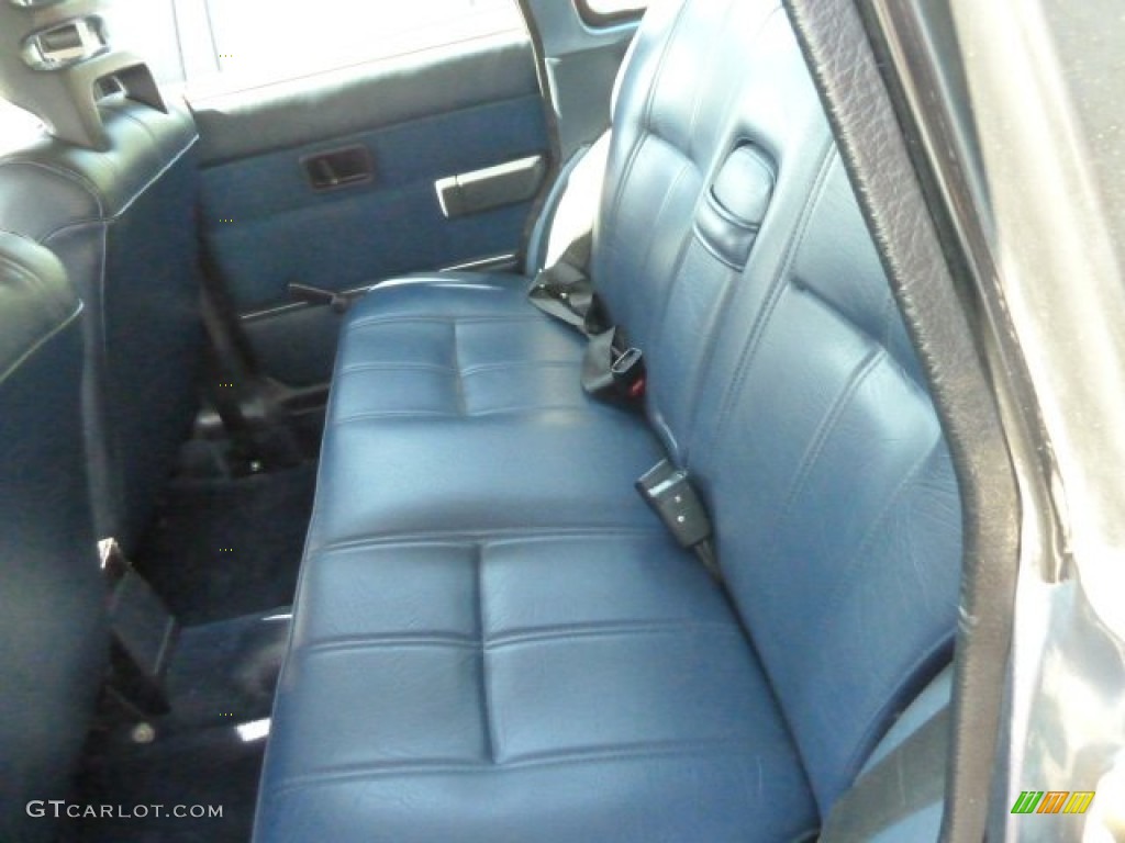 1987 240 DL Wagon - Dark Blue Metallic / Blue photo #9