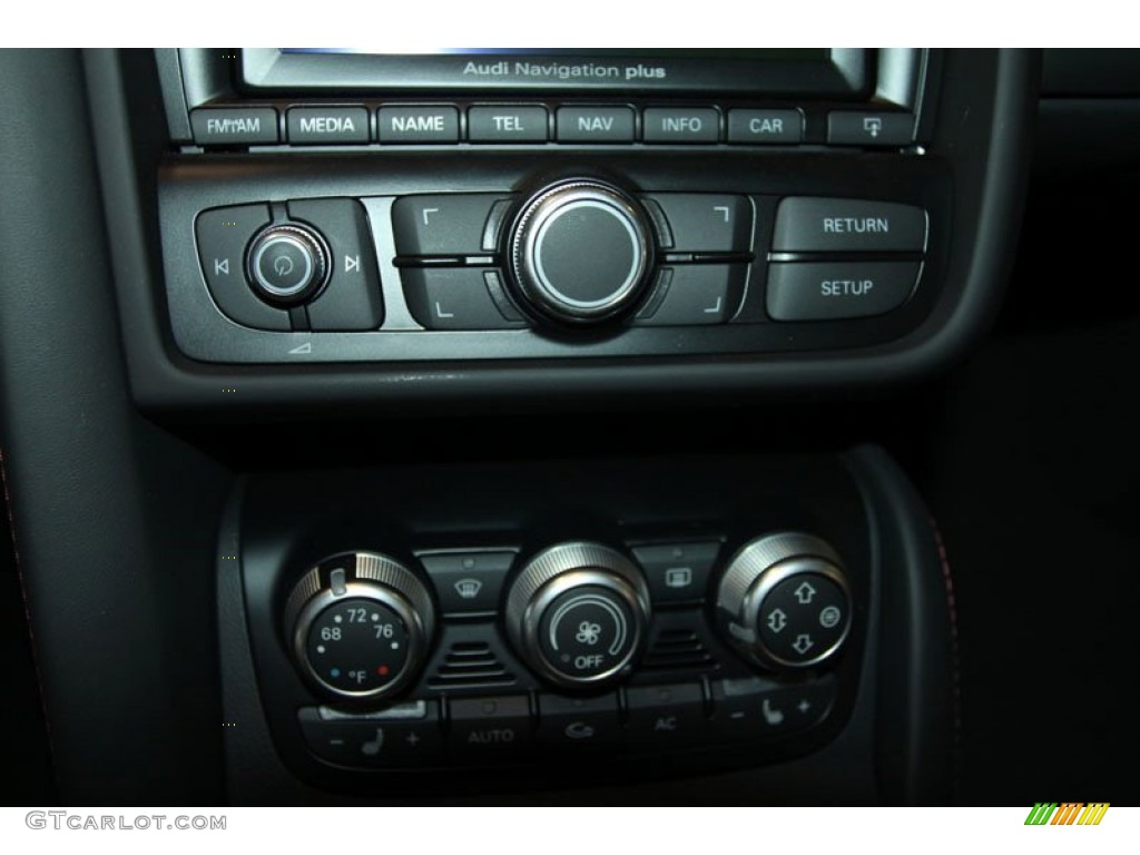 2012 Audi R8 5.2 FSI quattro Controls Photo #65565683