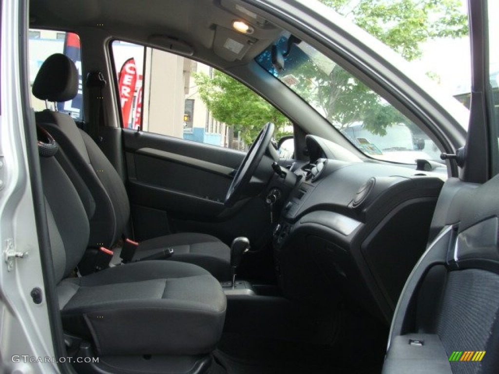 2008 Aveo LS Sedan - Cosmic Silver Metallic / Charcoal photo #8