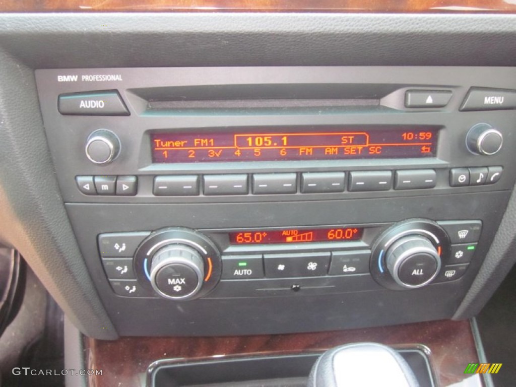 2010 3 Series 328i Sedan - Titanium Silver Metallic / Black photo #21