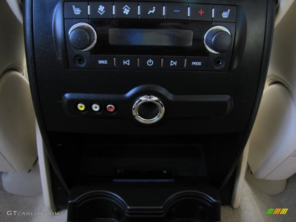 2007 Cadillac Escalade AWD Controls Photo #65567354