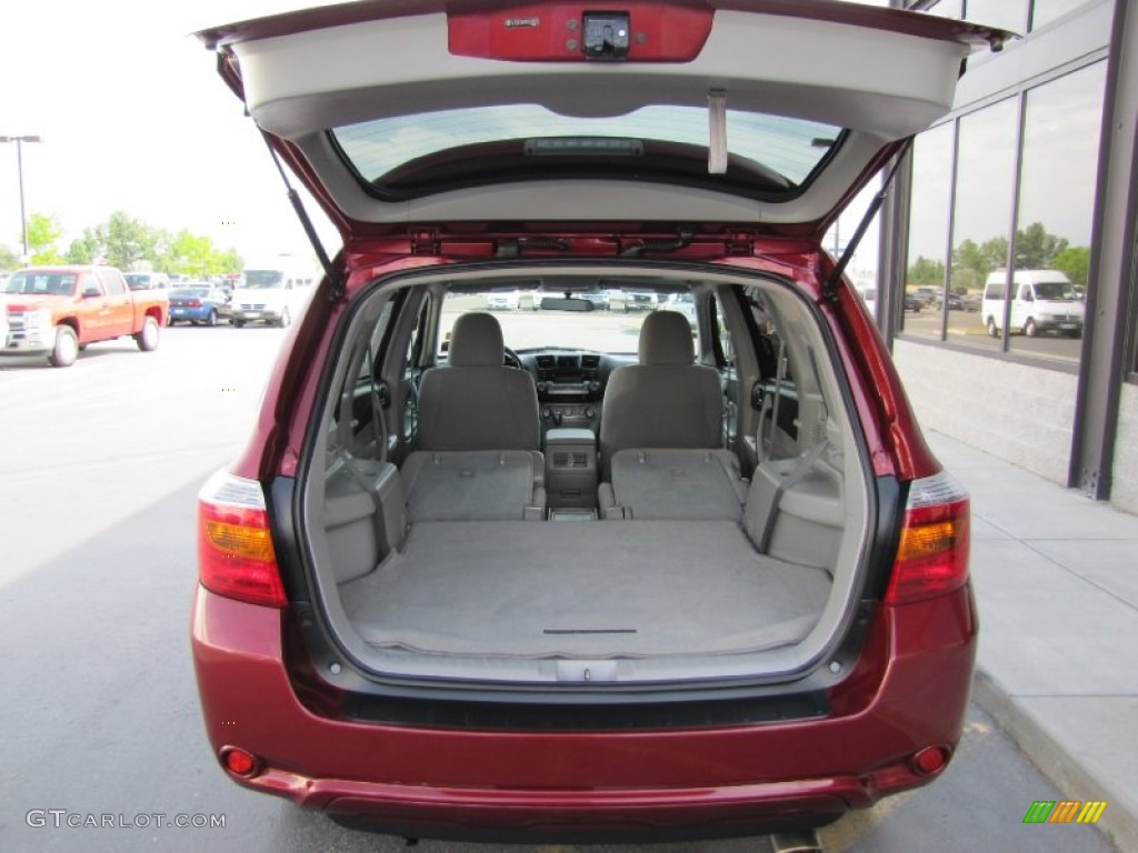 2010 Toyota Highlander Sport 4WD Trunk Photos