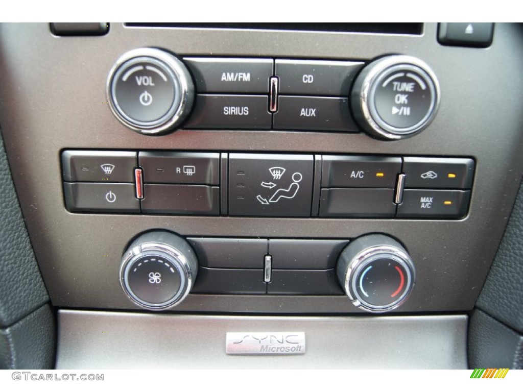 2013 Ford Mustang Boss 302 Controls Photo #65569463