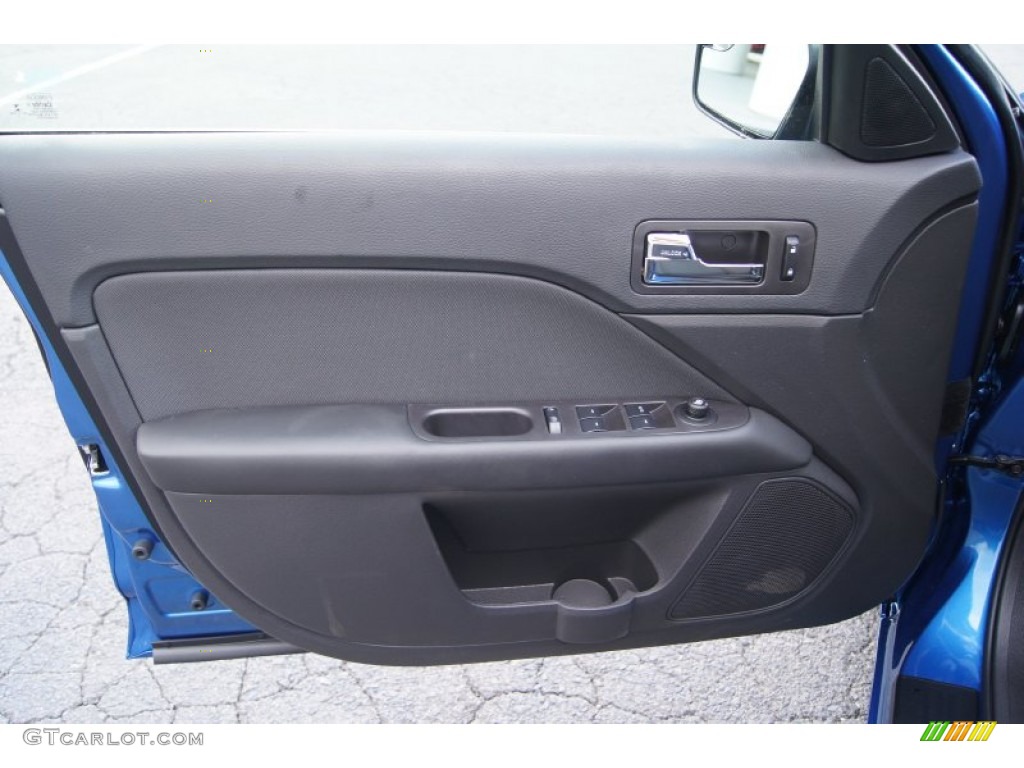 2012 Fusion SE - Blue Flame Metallic / Charcoal Black photo #17