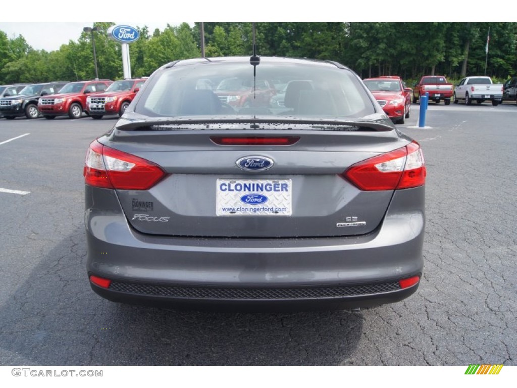 2012 Focus SE Sport Sedan - Sterling Grey Metallic / Two-Tone Sport photo #4