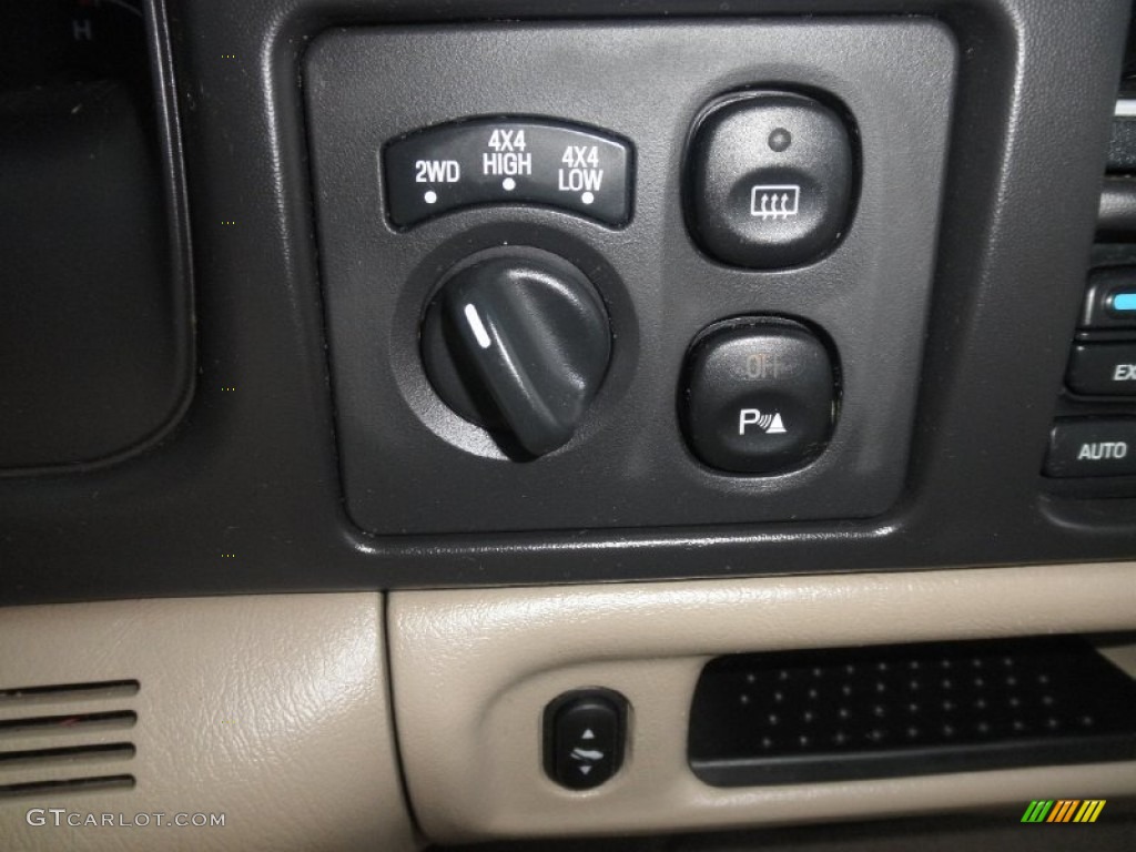 2005 Ford Excursion Limited 4X4 Controls Photo #65573171