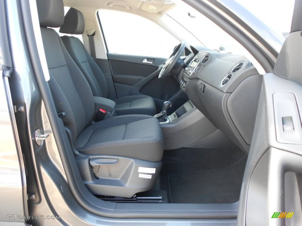 Black Interior 2012 Volkswagen Tiguan S Photo #65574665