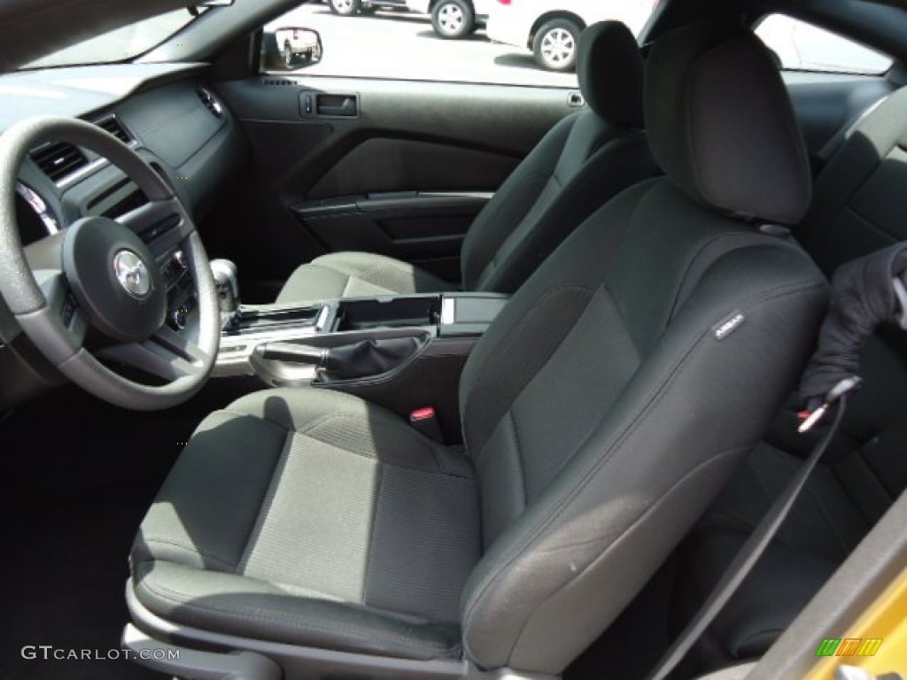 Charcoal Black Interior 2010 Ford Mustang V6 Coupe Photo #65574716