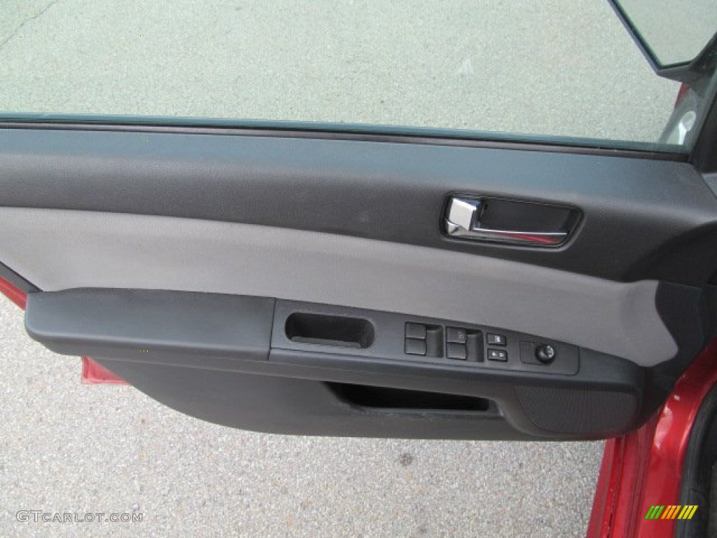 2011 Nissan Sentra 2.0 SR Charcoal Door Panel Photo #65575673