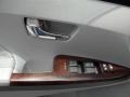 Classic Silver Metallic - Venza I4 Photo No. 30