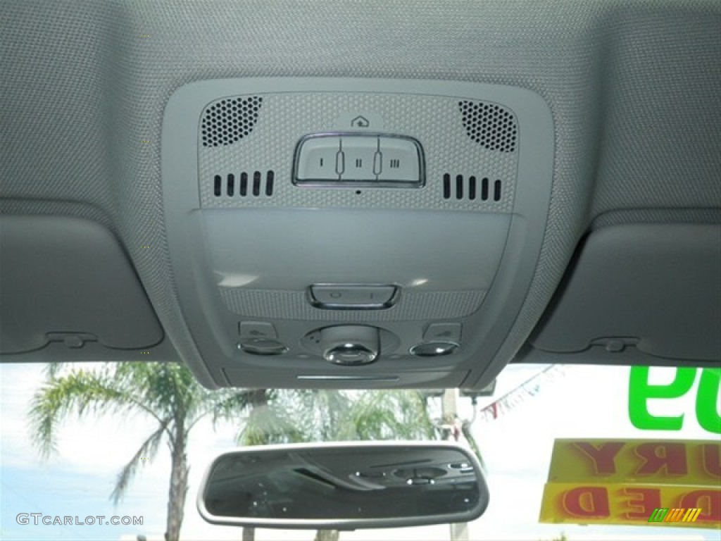 2009 Audi A4 2.0T Sedan Controls Photo #65577467