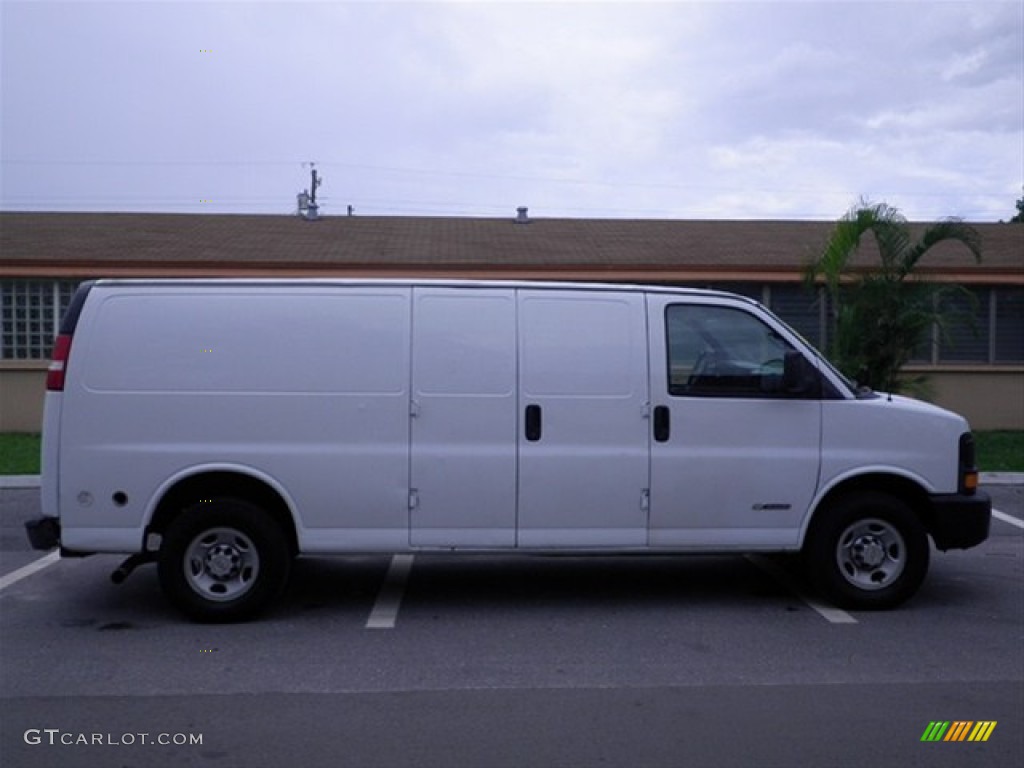 2004 Express 3500 Extended Commercial Van - Summit White / Medium Dark Pewter photo #12