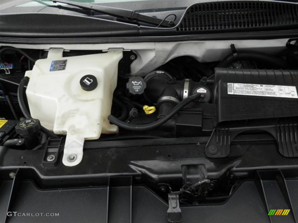 2006 Chevrolet Express 1500 Commercial Utility Van 5.3 Liter OHV 16-Valve Vortec V8 Engine Photo #65579609