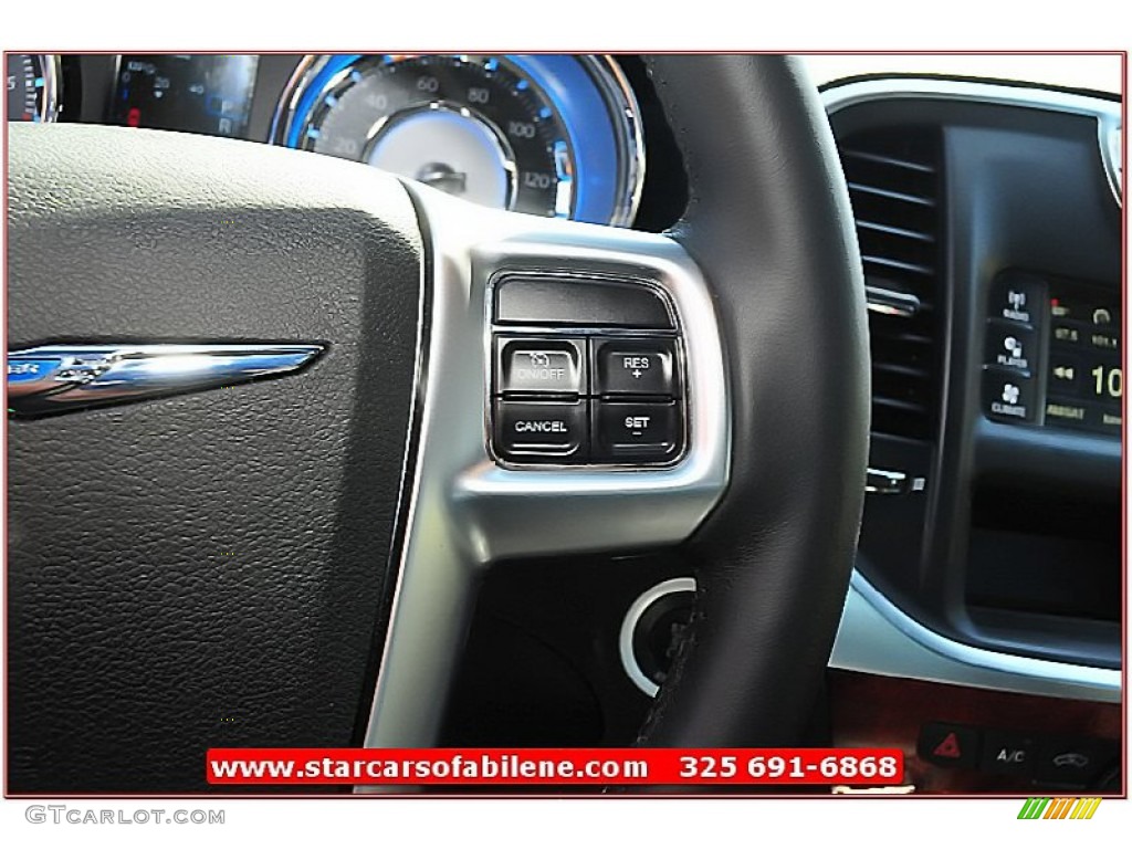 2012 300  - Bright Silver Metallic / Black photo #17