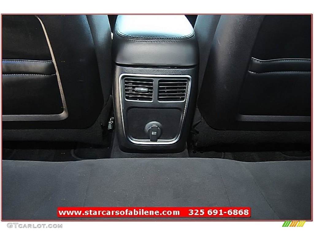 2012 300  - Bright Silver Metallic / Black photo #29