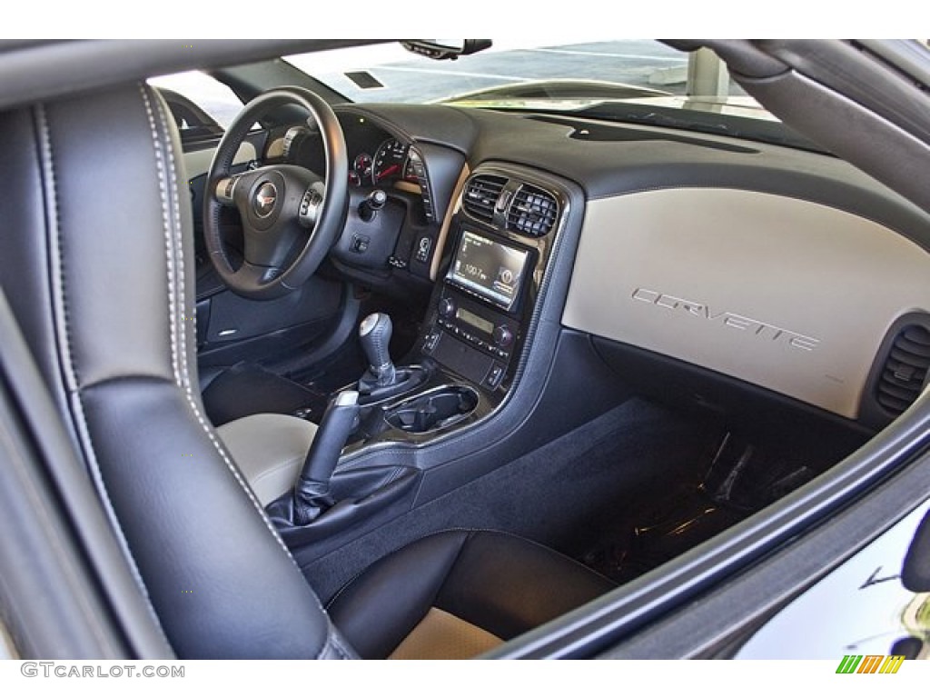 2011 Chevrolet Corvette ZR1 Ebony Black/Cashmere Dashboard Photo #65582294