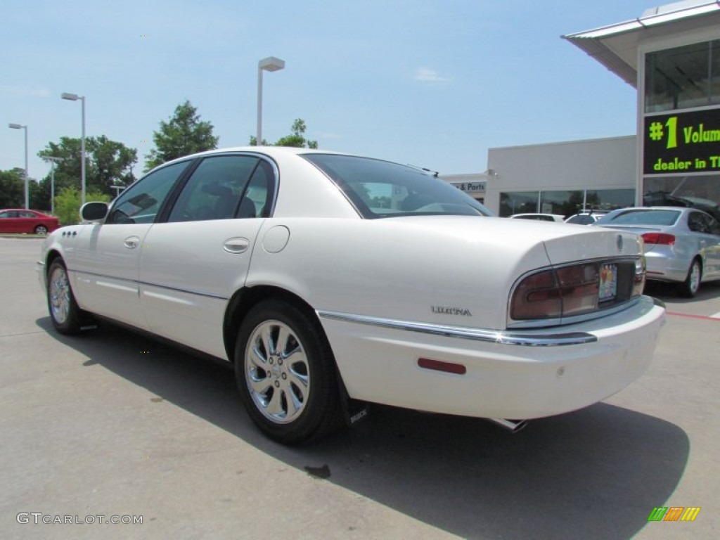 2004 Park Avenue Ultra - White / Medium Gray photo #3