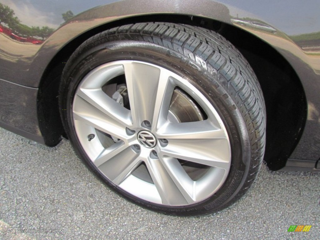 2010 Volkswagen Passat Komfort Sedan Wheel Photo #65584343