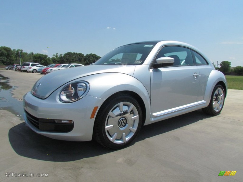 2012 Beetle 2.5L - Reflex Silver Metallic / Titan Black photo #1