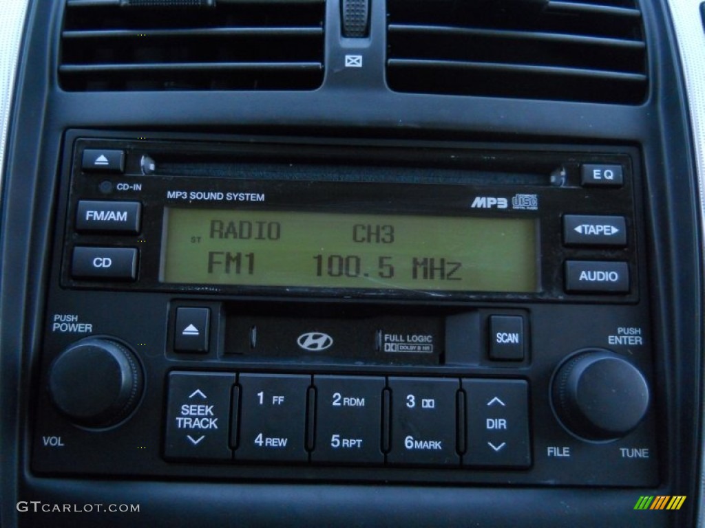 2007 Hyundai Tucson SE 4WD Audio System Photos