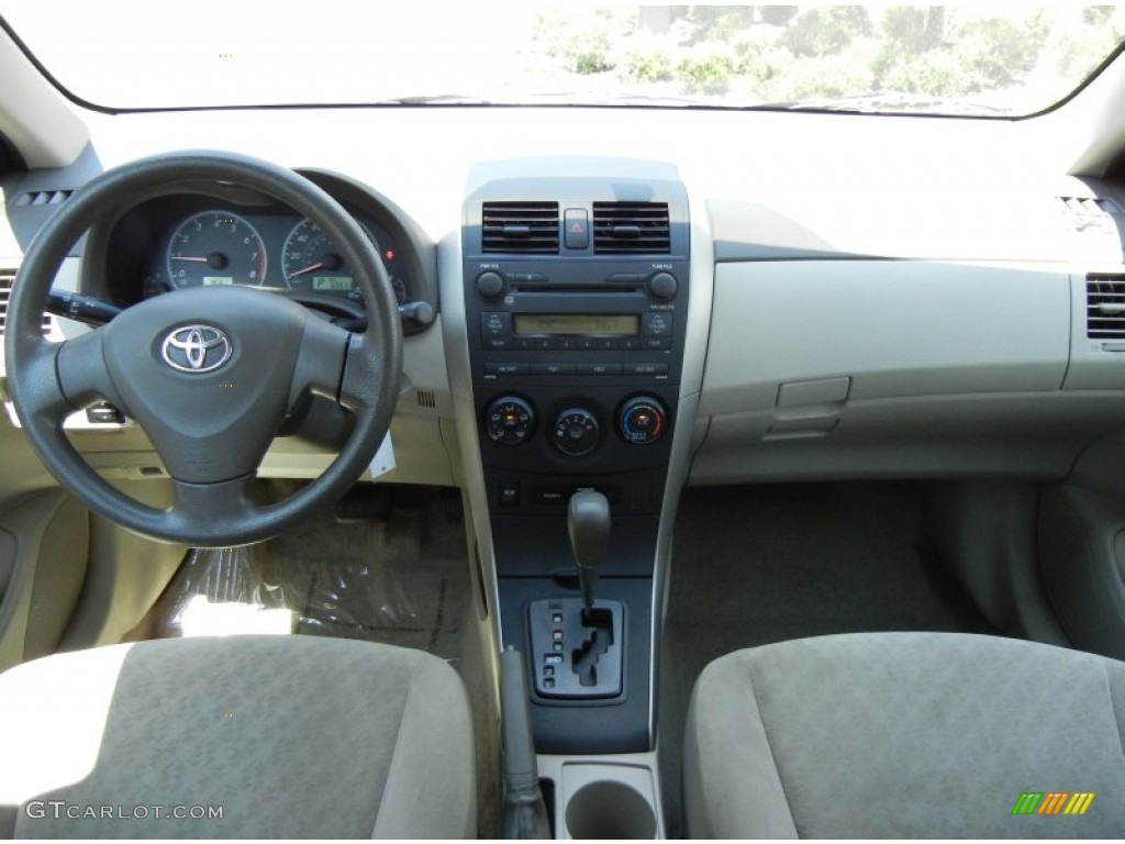 2009 Corolla  - Capri Sea Green Metallic / Bisque photo #17