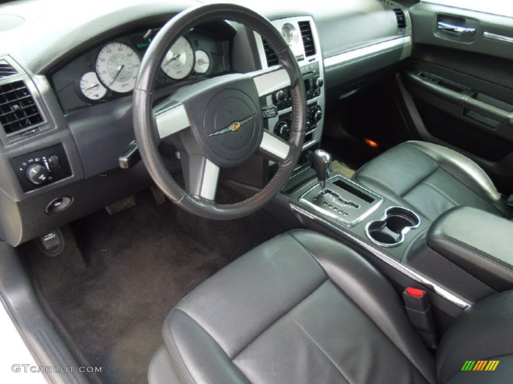 Dark Slate Gray Interior 2010 Chrysler 300 Touring Photo #65594610