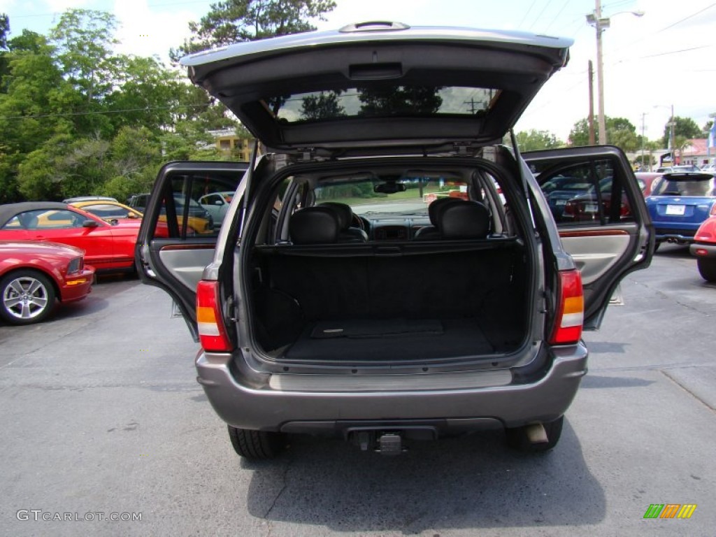 2004 Grand Cherokee Overland 4x4 - Graphite Metallic / Dark Slate Gray photo #12