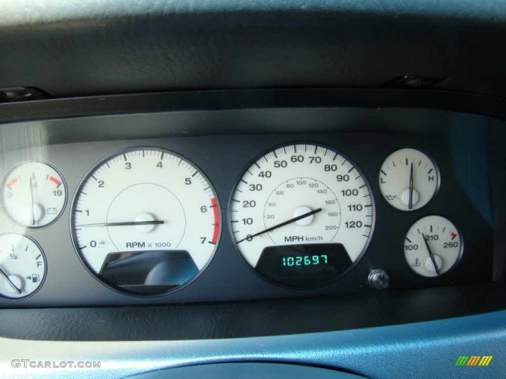 2004 Grand Cherokee Overland 4x4 - Graphite Metallic / Dark Slate Gray photo #26