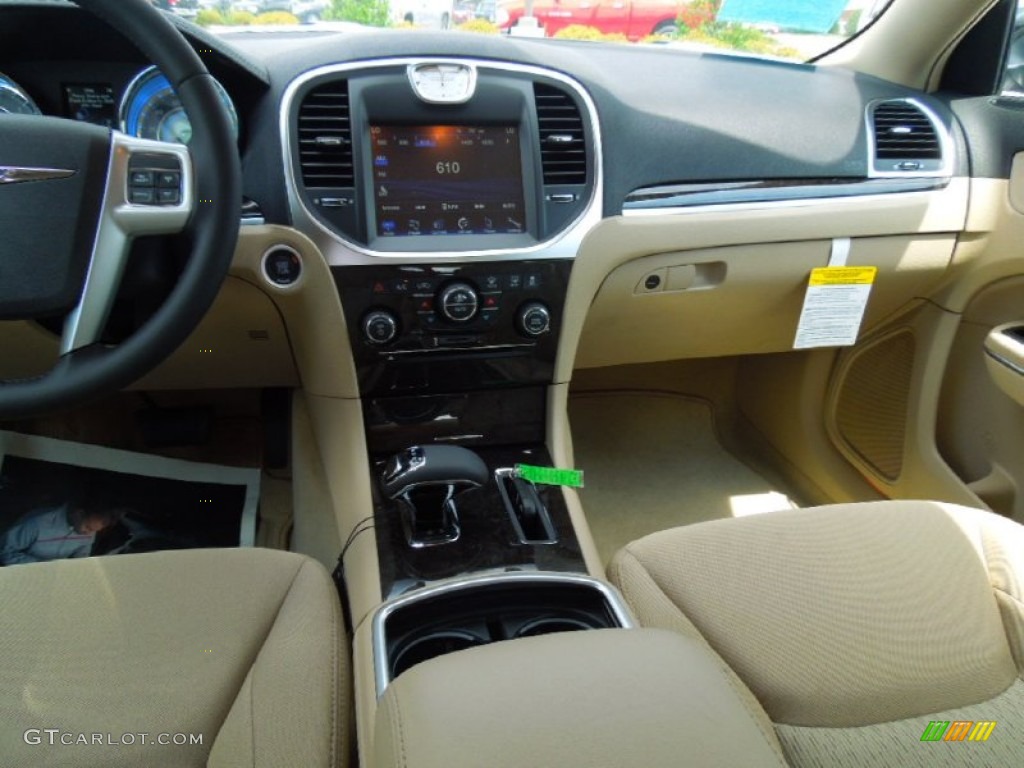 2012 Chrysler 300 Standard 300 Model Black/Light Frost Beige Dashboard Photo #65595617