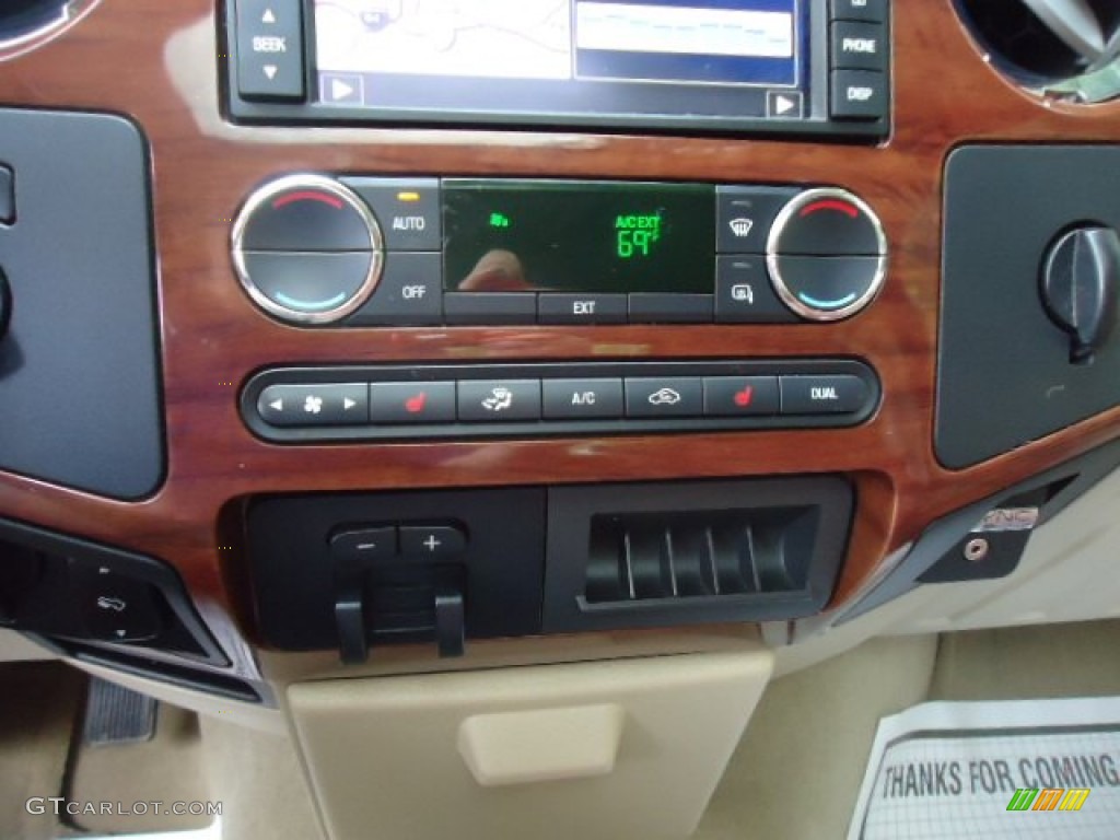 2010 F350 Super Duty King Ranch Crew Cab 4x4 - Royal Red Metallic / Chaparral Leather photo #21