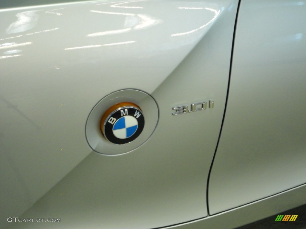 2004 BMW Z4 3.0i Roadster Marks and Logos Photo #65597699