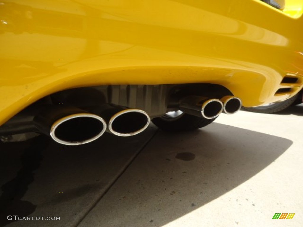 2004 Chevrolet Corvette Coupe Exhaust Photos