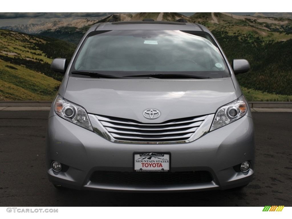 2012 Sienna Limited AWD - Silver Sky Metallic / Light Gray photo #2