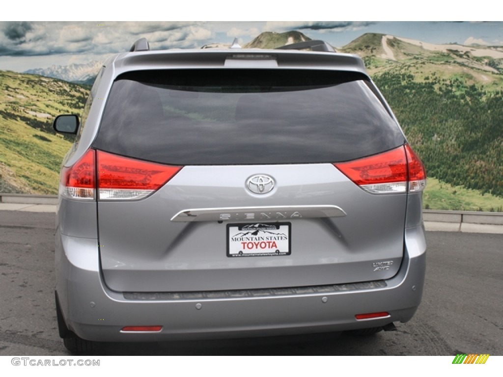 2012 Sienna Limited AWD - Silver Sky Metallic / Light Gray photo #4