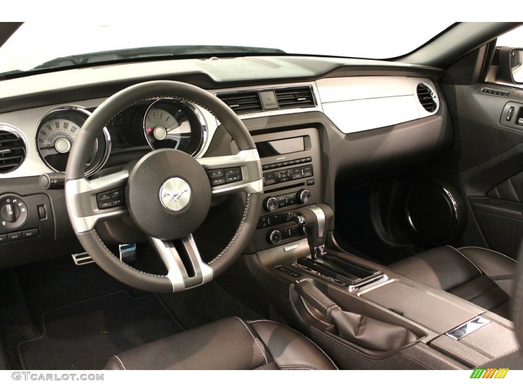 2012 Ford Mustang GT Premium Coupe Charcoal Black Dashboard Photo #65606744