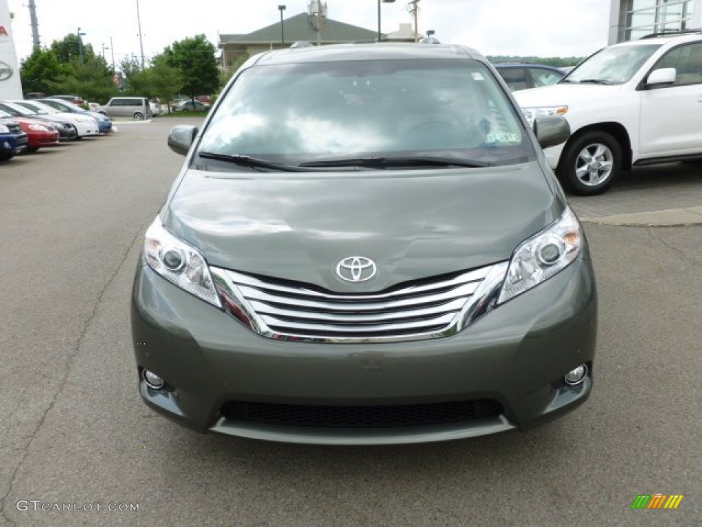 2011 Sienna Limited AWD - Cypress Green Pearl / Light Gray photo #2