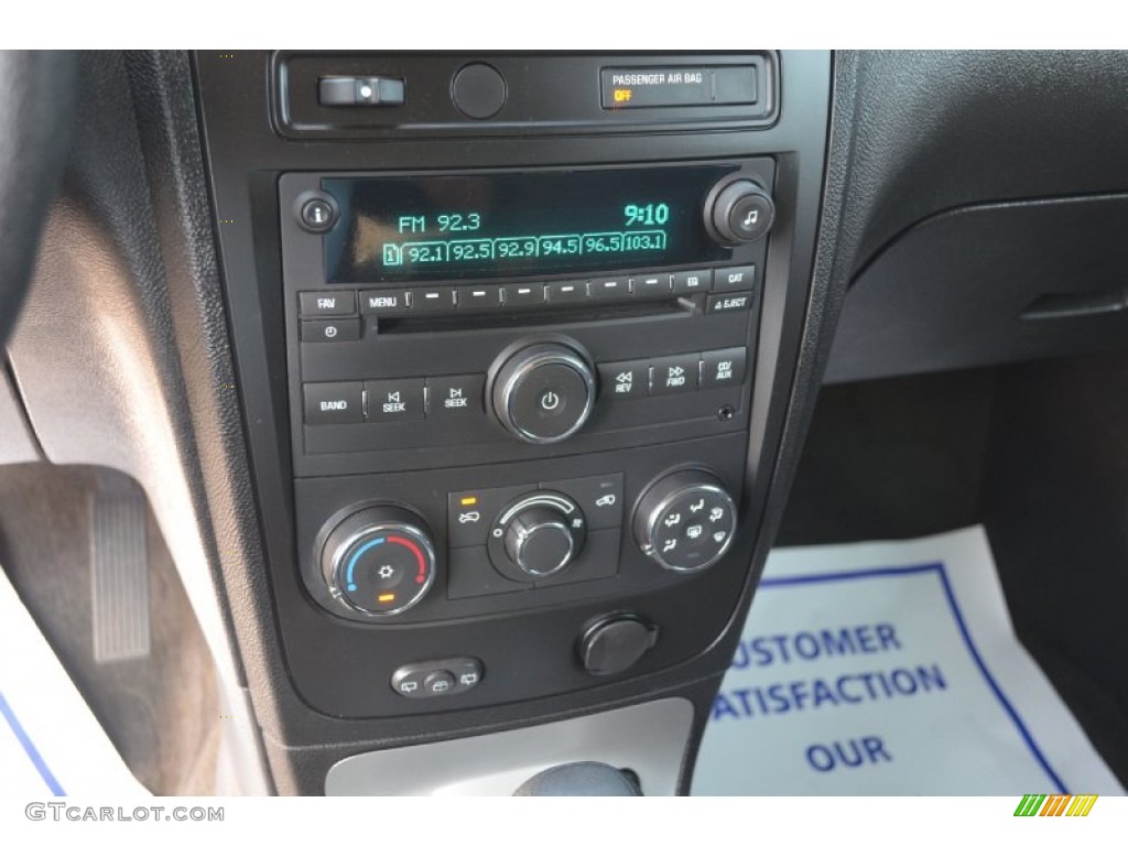 2008 Chevrolet HHR LT Panel Controls Photo #65614122