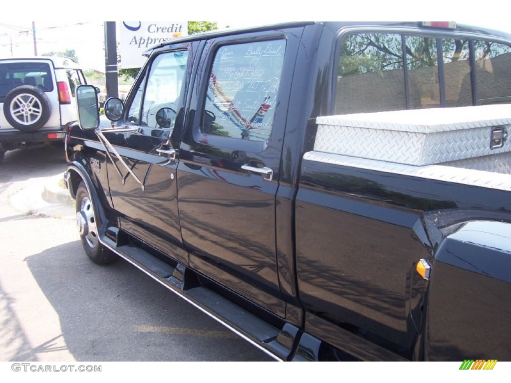 1996 F350 XLT Crew Cab Dually - Black / Grey photo #5