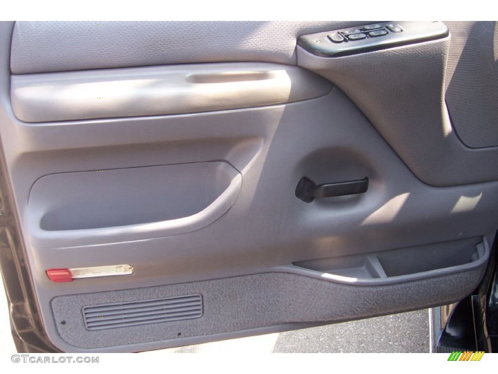 1996 F350 XLT Crew Cab Dually - Black / Grey photo #14