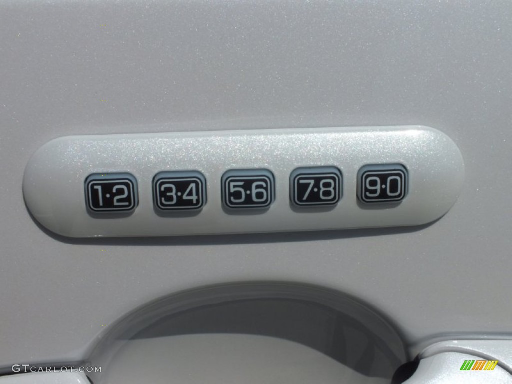 2012 Fusion SEL - White Platinum Tri-Coat / Medium Light Stone photo #13