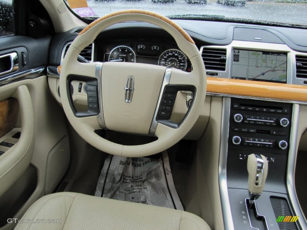 2009 Lincoln MKS AWD Sedan Light Camel Dashboard Photo #65618649