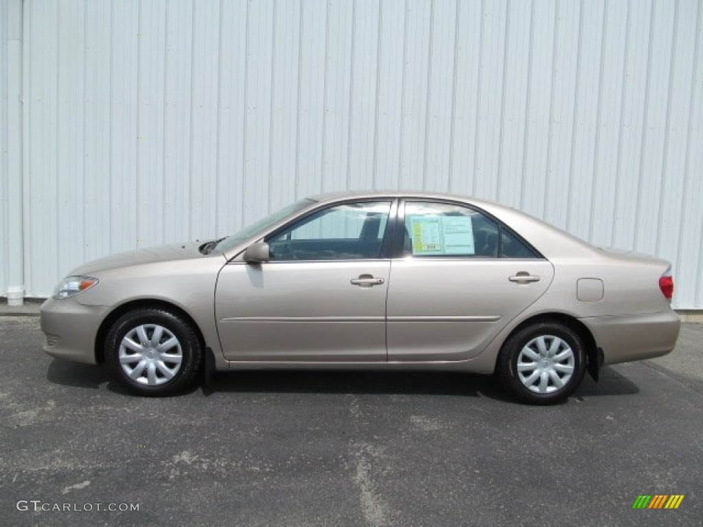 Desert Sand Mica 2005 Toyota Camry LE Exterior Photo #65618910