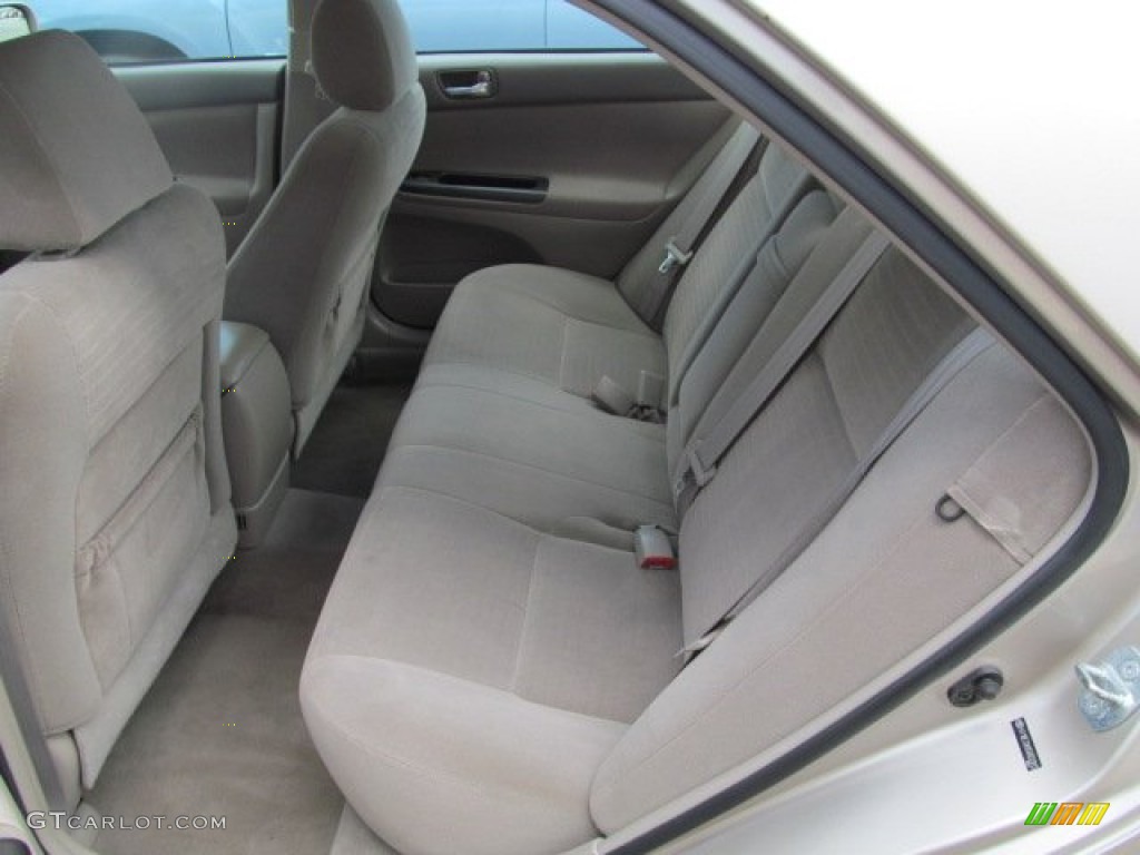 Taupe Interior 2005 Toyota Camry LE Photo #65618994