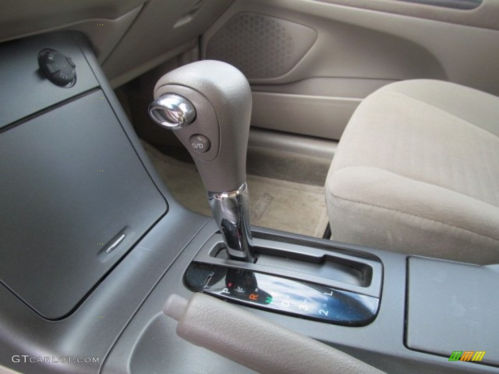 2006 Toyota Camry LE 5 Speed Automatic Transmission Photo #65619378